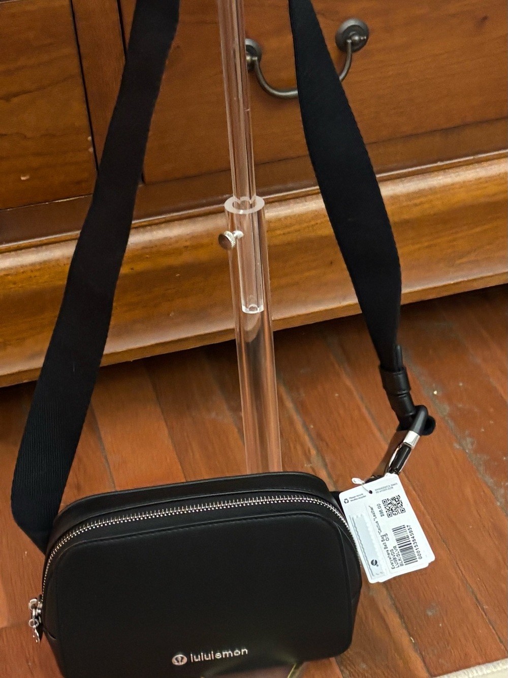 lululemon athletica Black Crossbody Camera Bag with Wide Strap